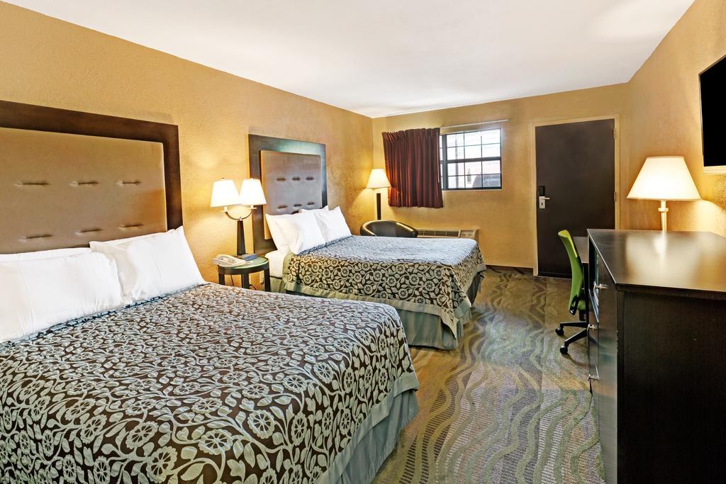 Days Inn By Wyndham Cherokee Near Casino חדר תמונה