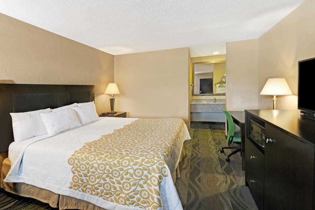 Days Inn By Wyndham Cherokee Near Casino חדר תמונה